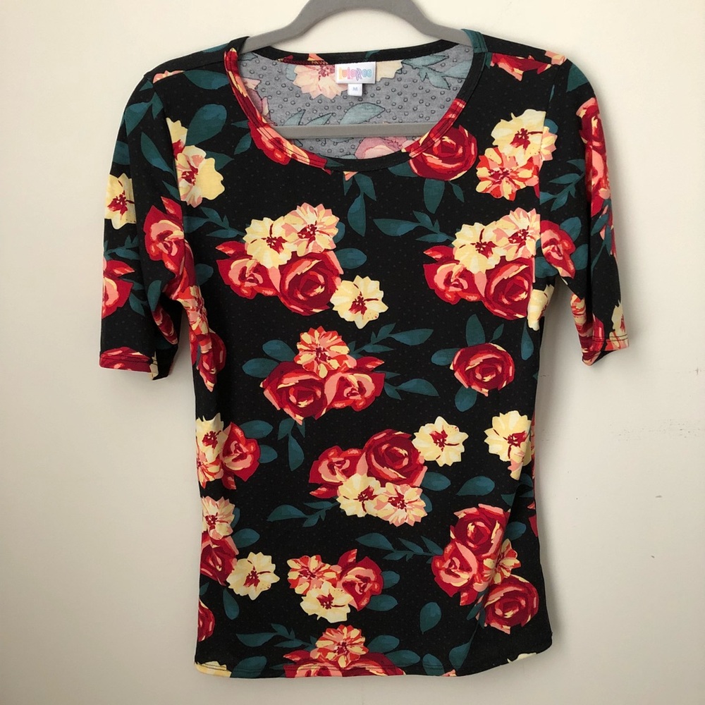 Lularoe Gigi top